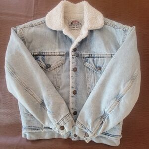 Wrangler Light Blue Denim Jacket with White Sherpa Collar